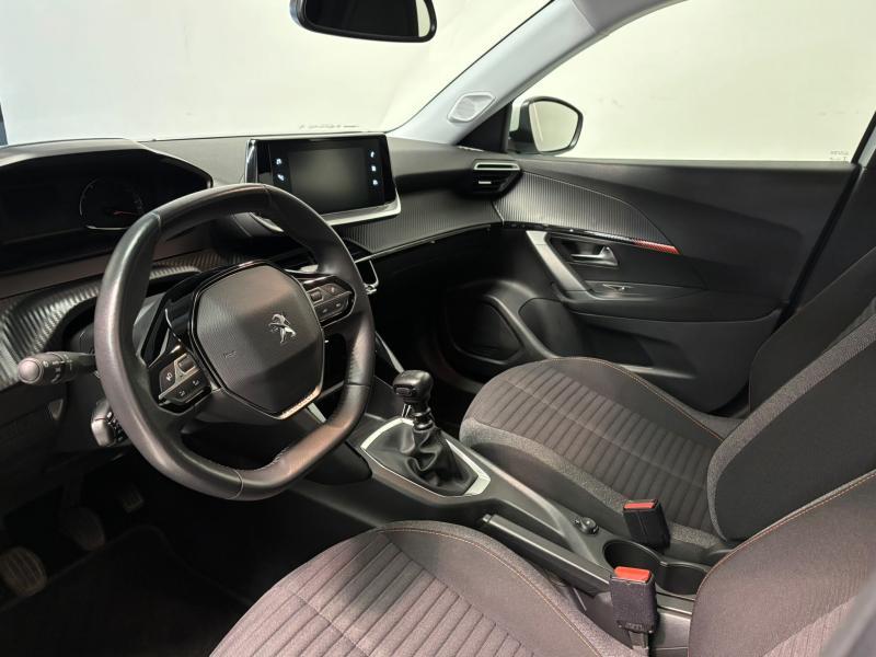Image de la voiture Peugeot 2008