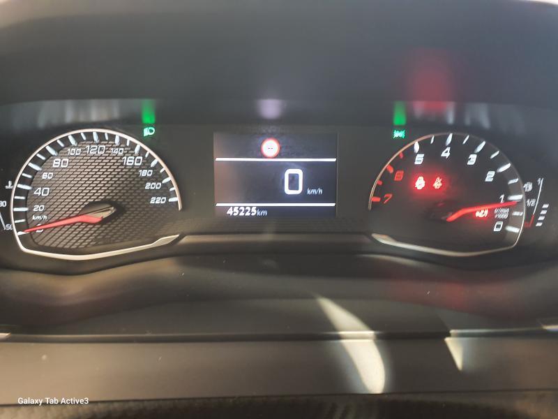 Image de la voiture Peugeot 2008