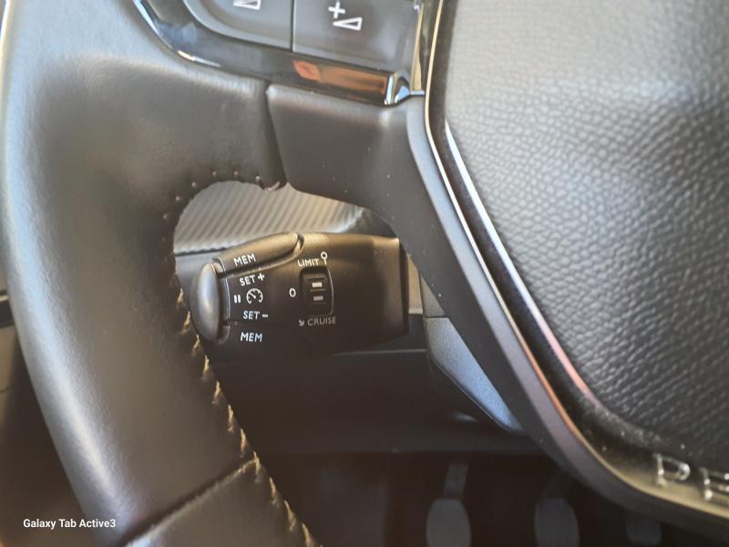 Image de la voiture Peugeot 2008