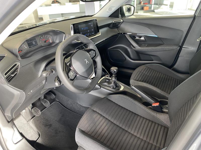 Image de la voiture Peugeot 2008