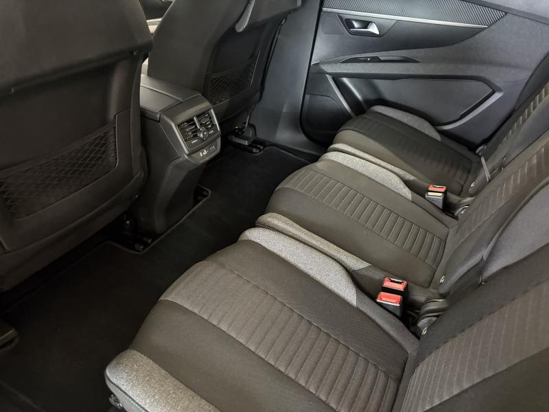 Image de la voiture Peugeot 5008