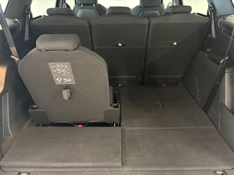 Image de la voiture Peugeot 5008