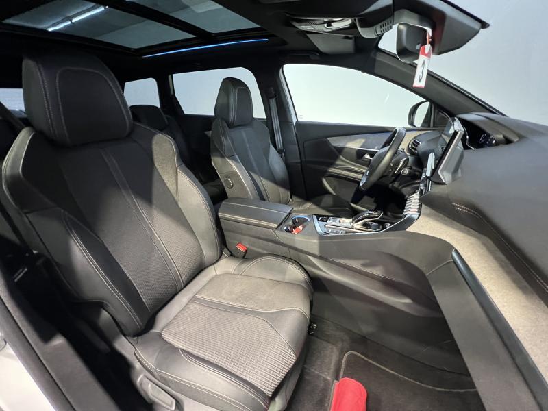 Image de la voiture Peugeot 5008