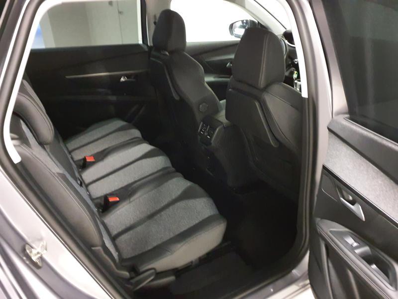 Image de la voiture Peugeot 5008
