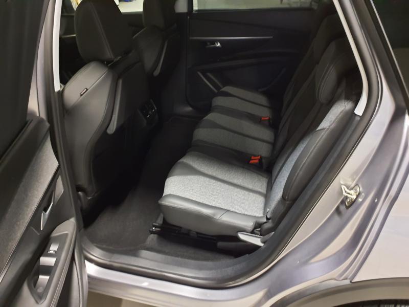 Image de la voiture Peugeot 5008