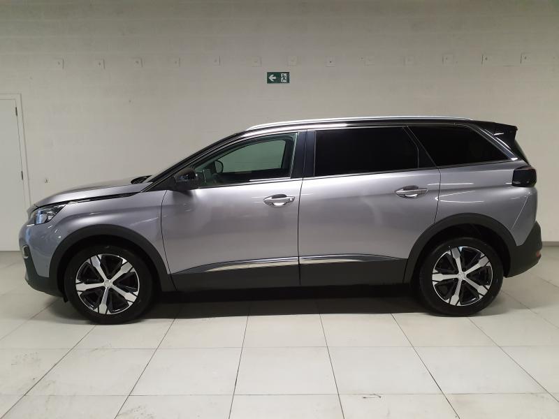 Image de la voiture Peugeot 5008