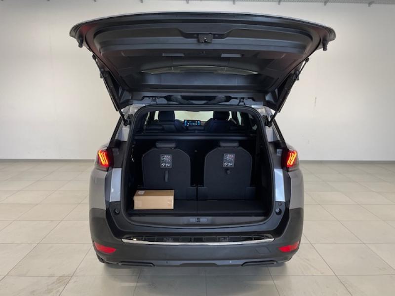 Image de la voiture Peugeot 5008