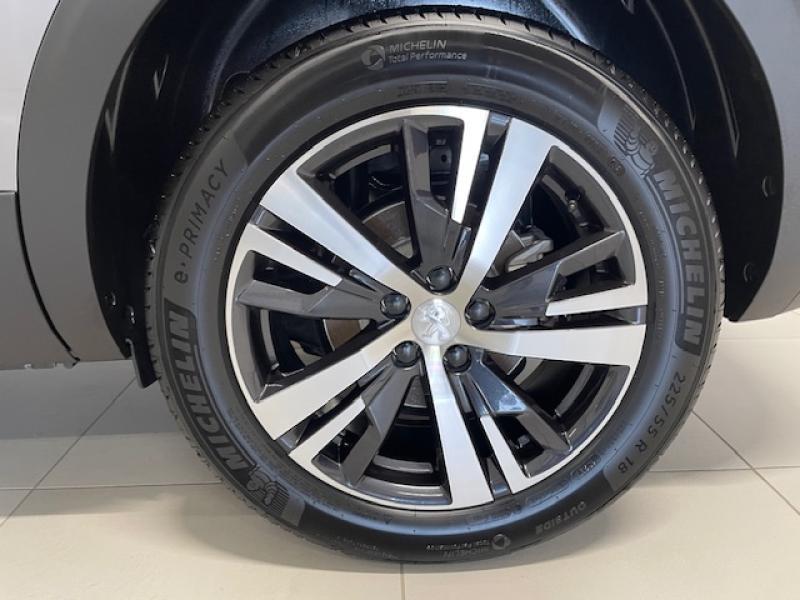 Image de la voiture Peugeot 5008