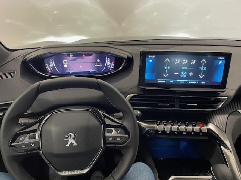 Image de la voiture Peugeot 5008