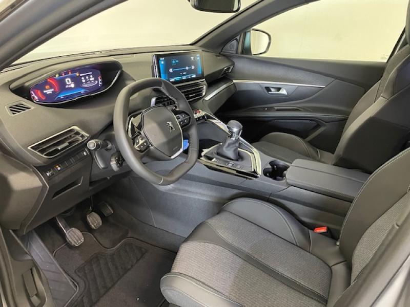 Image de la voiture Peugeot 5008