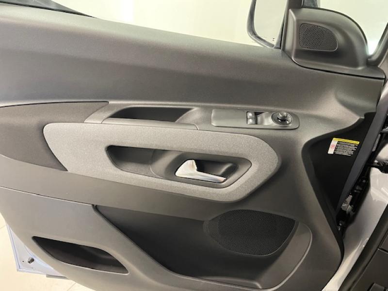 Image de la voiture Peugeot Rifter