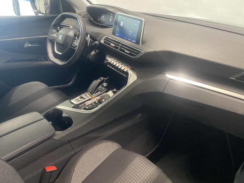 Image de la voiture Peugeot 3008