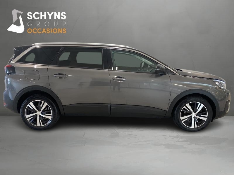Image de la voiture Peugeot 5008
