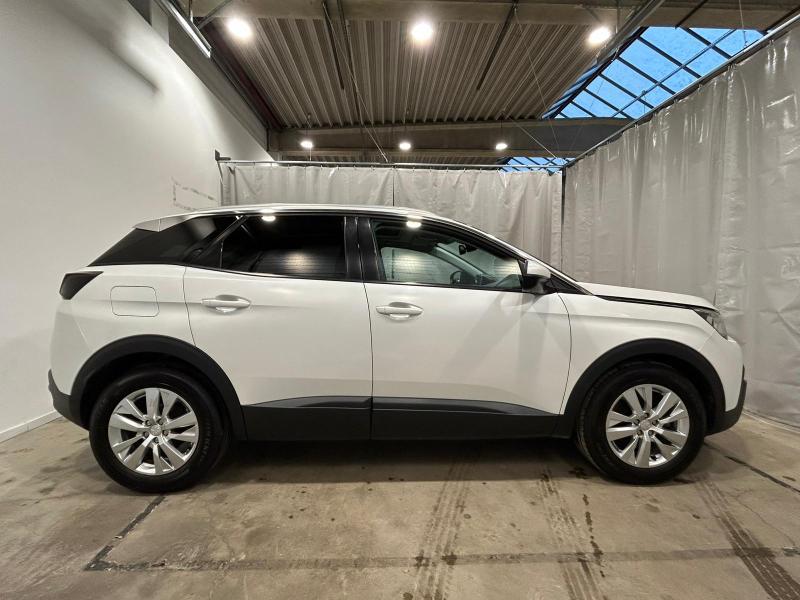 Image de la voiture Peugeot 3008