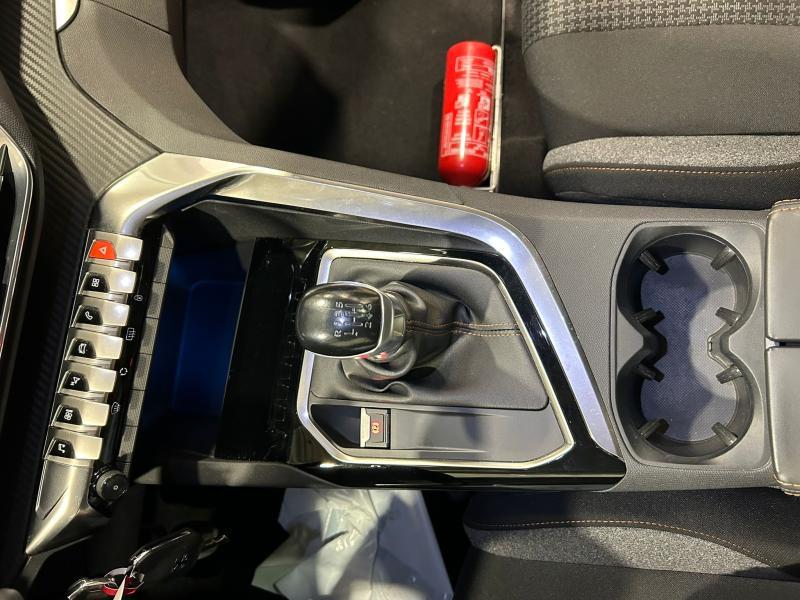 Image de la voiture Peugeot 3008