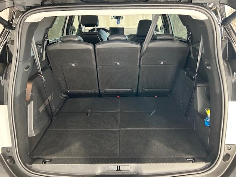 Image de la voiture Peugeot 5008