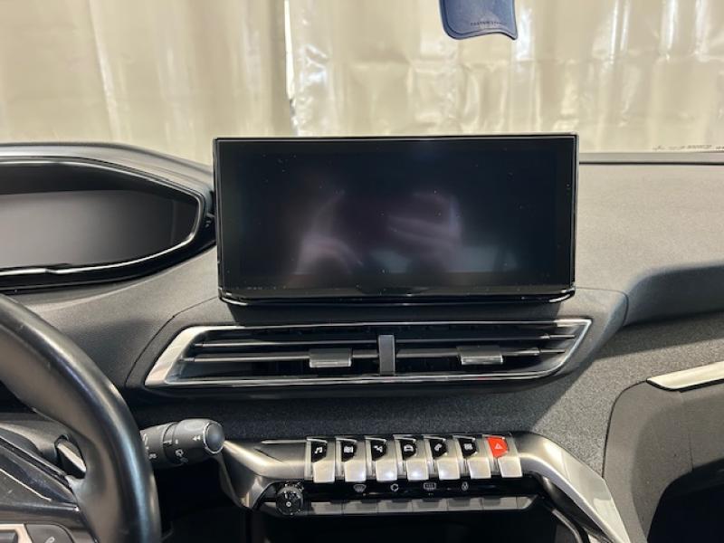 Image de la voiture Peugeot 5008