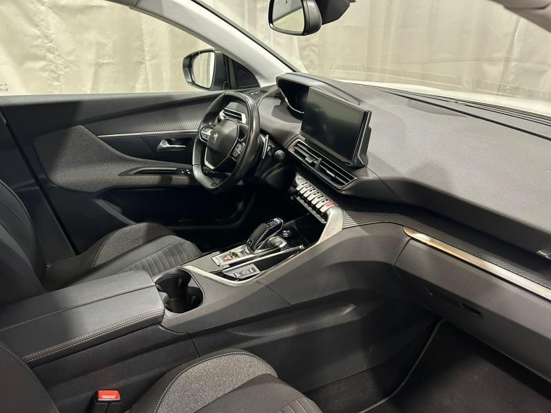 Image de la voiture Peugeot 3008