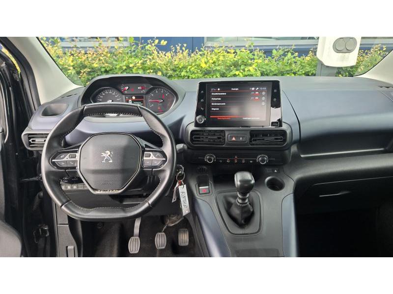 Image de la voiture Peugeot Rifter