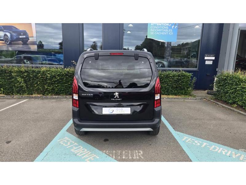 Image de la voiture Peugeot Rifter