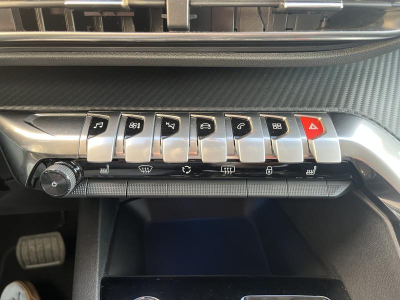 Image de la voiture Peugeot 3008