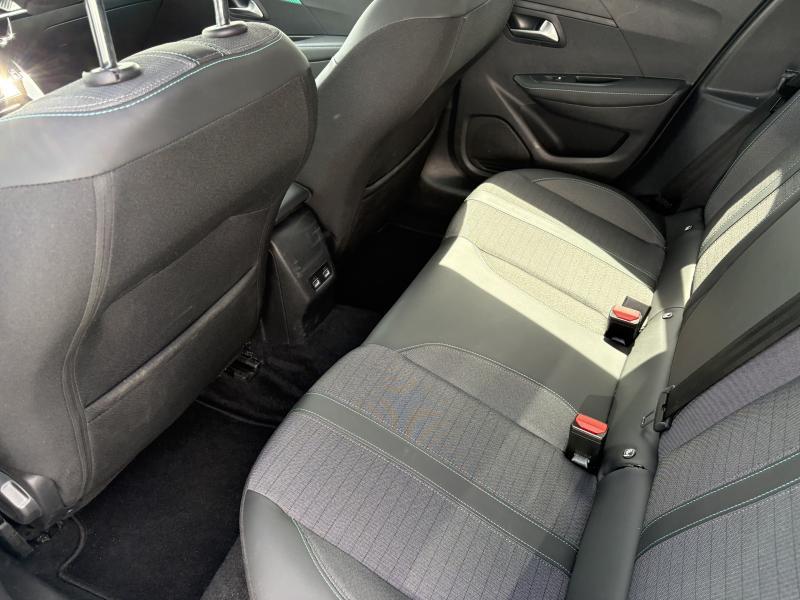 Image de la voiture Peugeot e-208