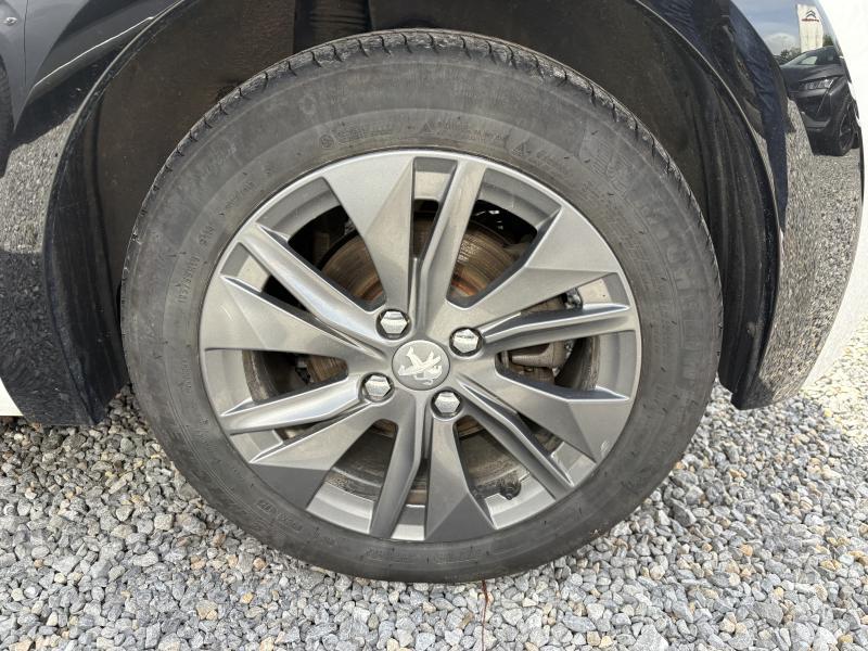 Image de la voiture Peugeot e-208