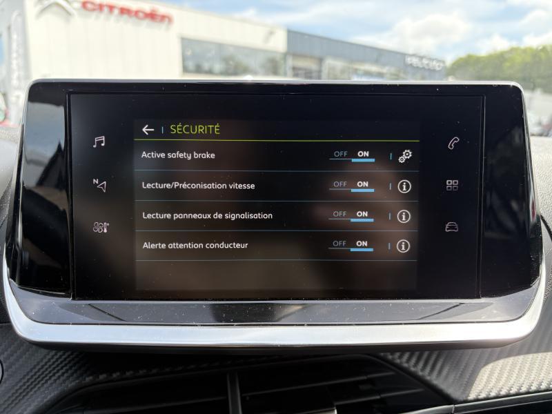 Image de la voiture Peugeot e-208