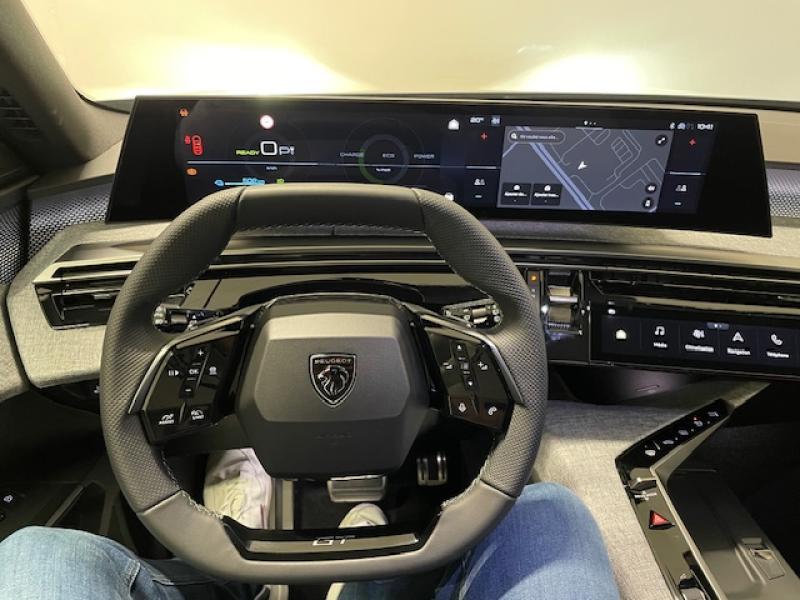 Image de la voiture Peugeot 5008