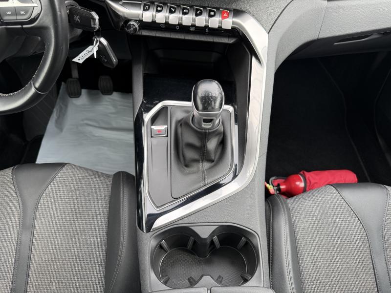 Image de la voiture Peugeot 3008