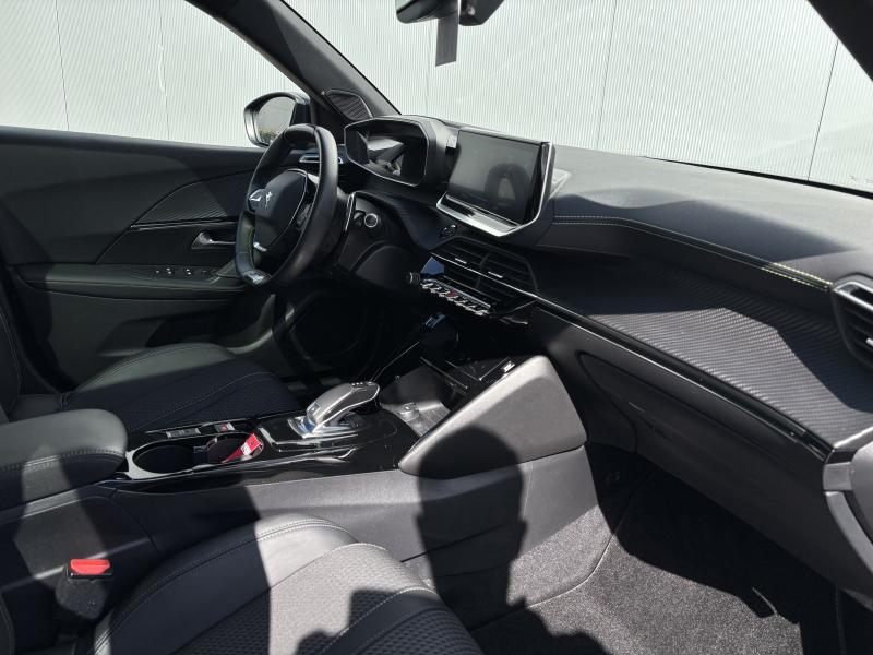 Image de la voiture Peugeot 2008