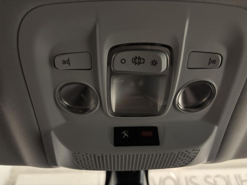 Image de la voiture Peugeot 2008