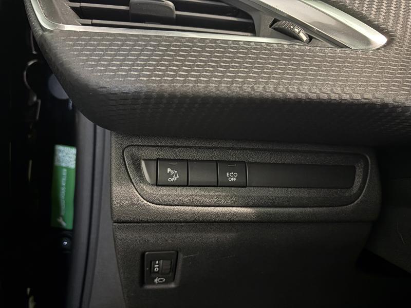 Image de la voiture Peugeot 2008