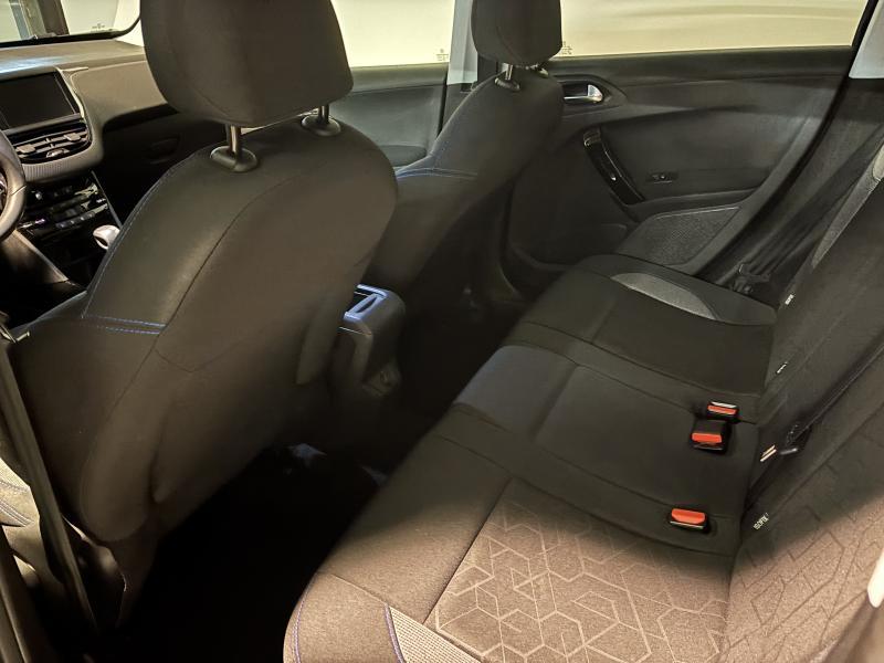 Image de la voiture Peugeot 2008