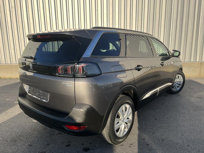 Image de la voiture Peugeot 5008