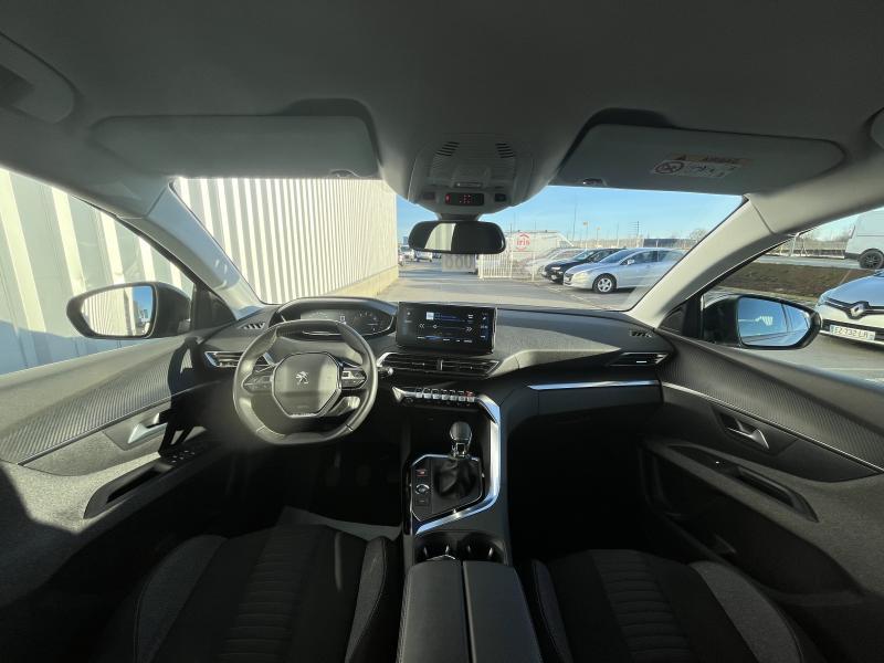 Image de la voiture Peugeot 5008