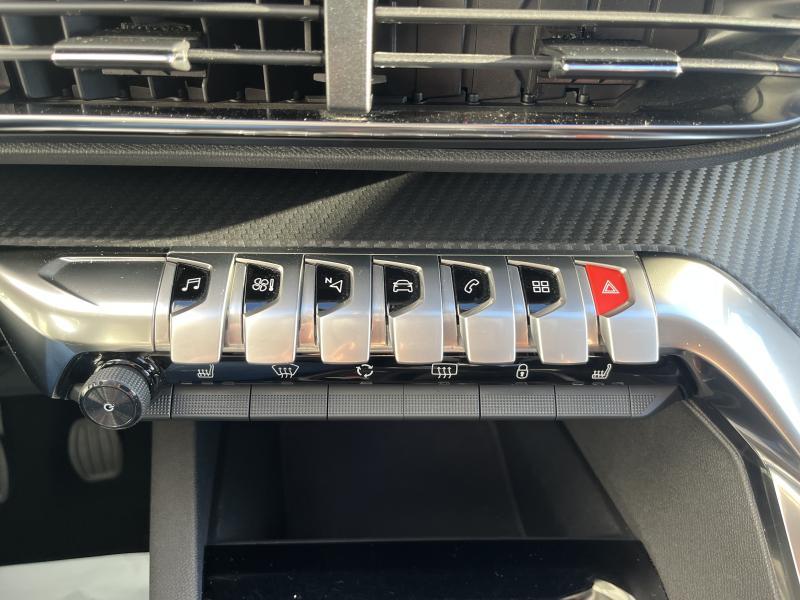 Image de la voiture Peugeot 5008