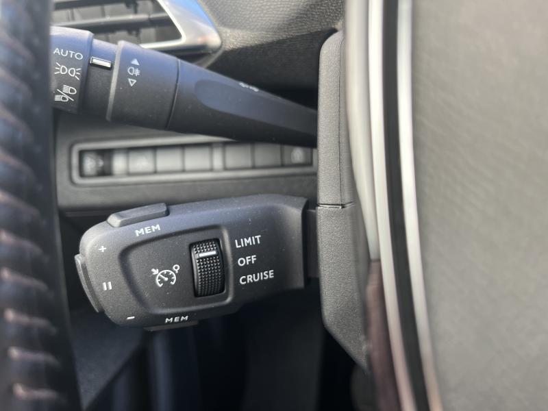 Image de la voiture Peugeot 5008