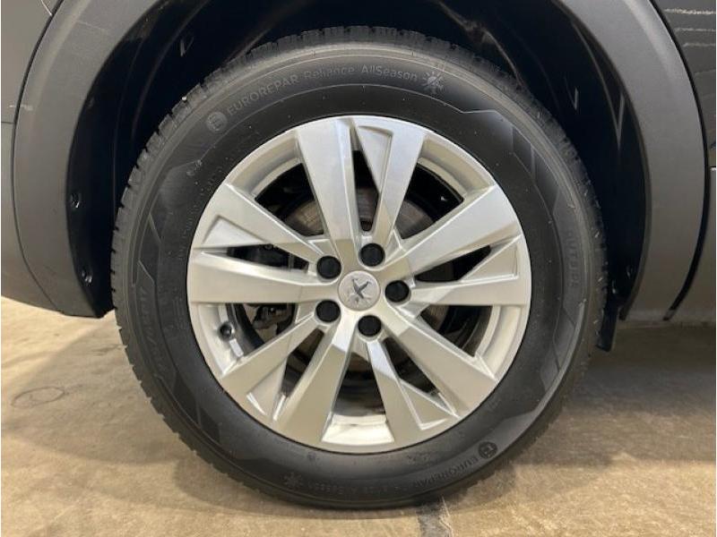 Image de la voiture Peugeot 5008