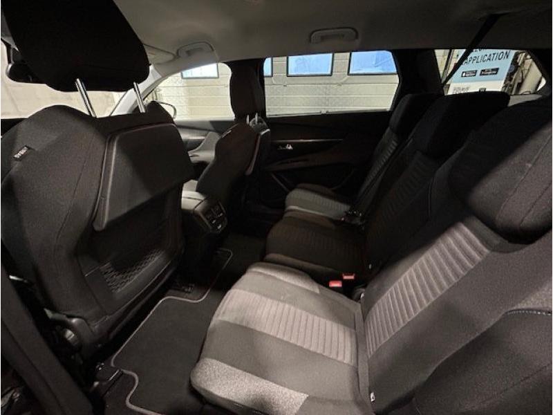 Image de la voiture Peugeot 5008