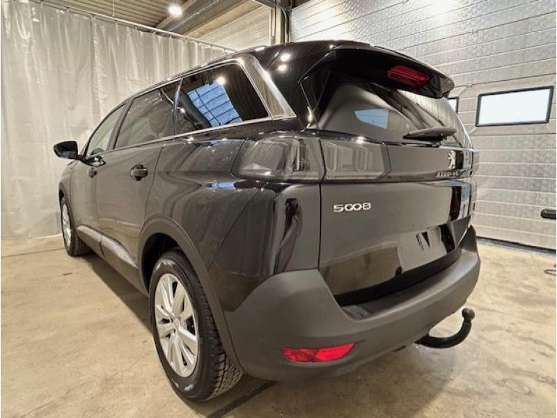 Image de la voiture Peugeot 5008