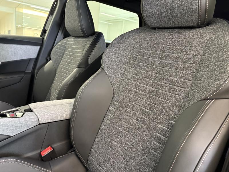 Image de la voiture Peugeot 5008