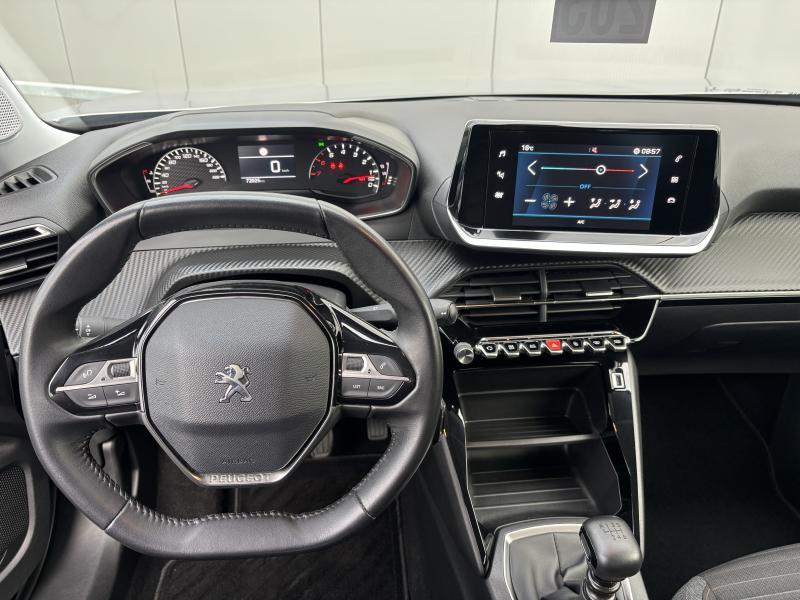 Image de la voiture Peugeot 2008