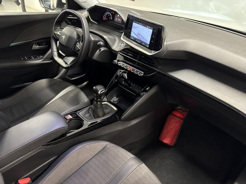 Image de la voiture Peugeot 2008