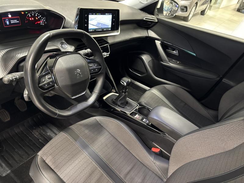 Image de la voiture Peugeot 2008