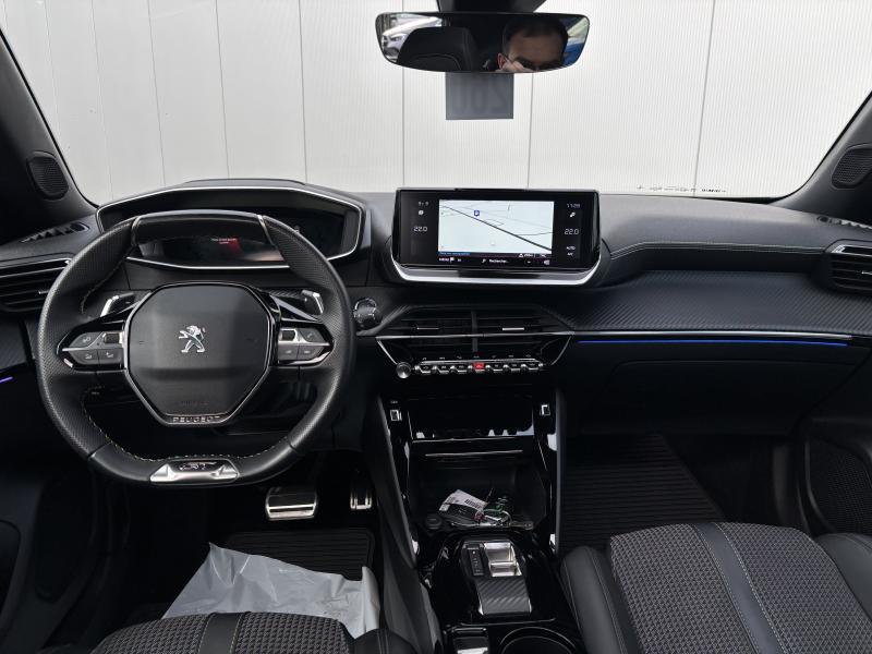 Image de la voiture Peugeot 2008