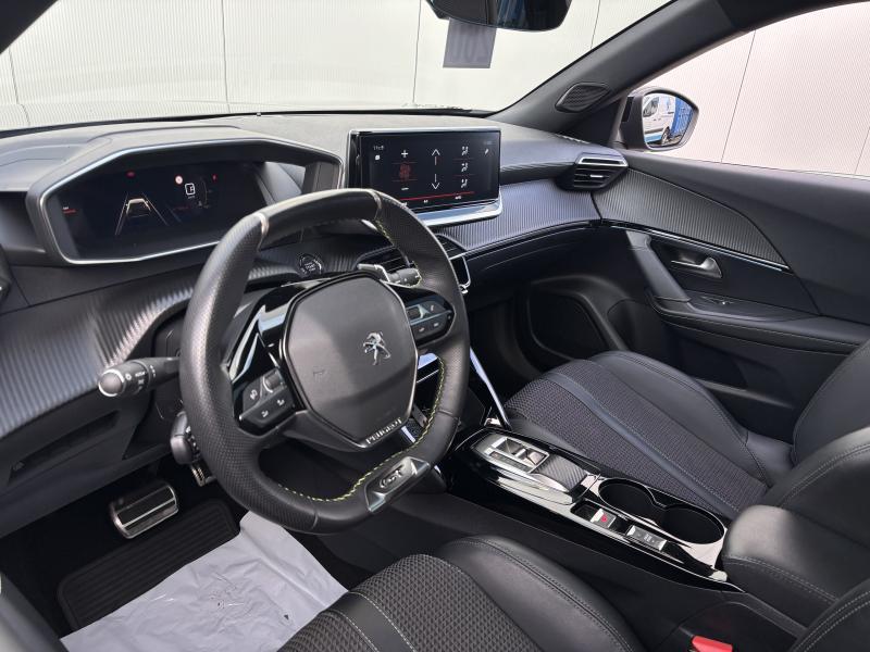 Image de la voiture Peugeot 2008