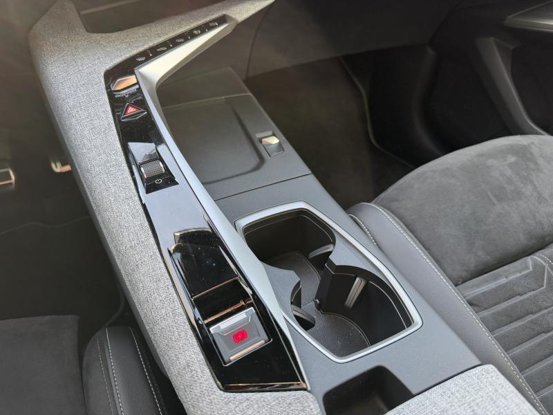 Image de la voiture Peugeot 5008