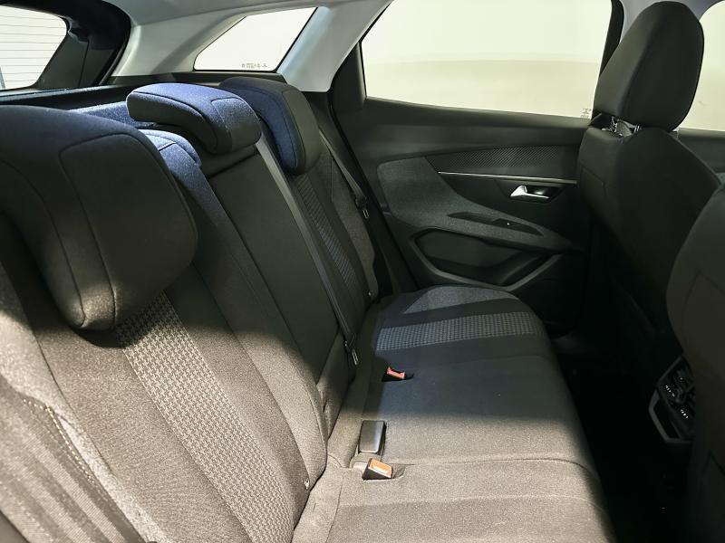 Image de la voiture Peugeot 3008