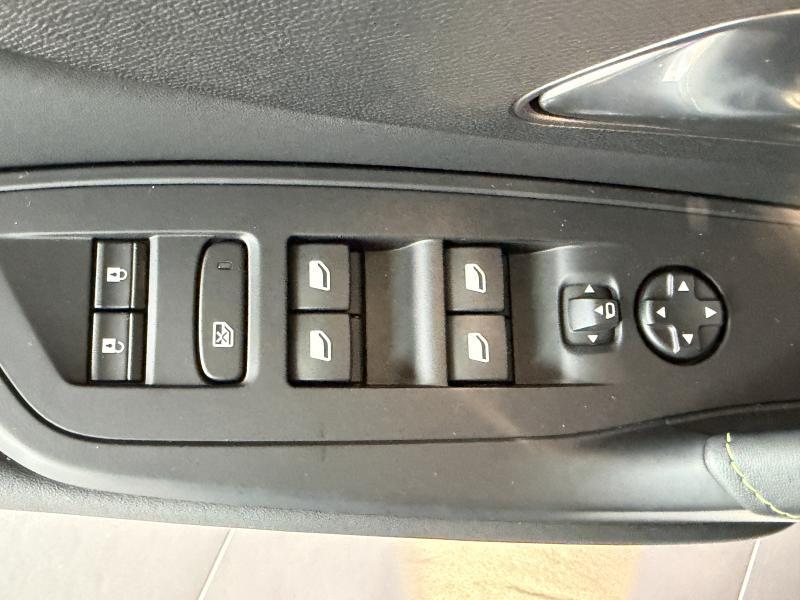 Image de la voiture Peugeot 408